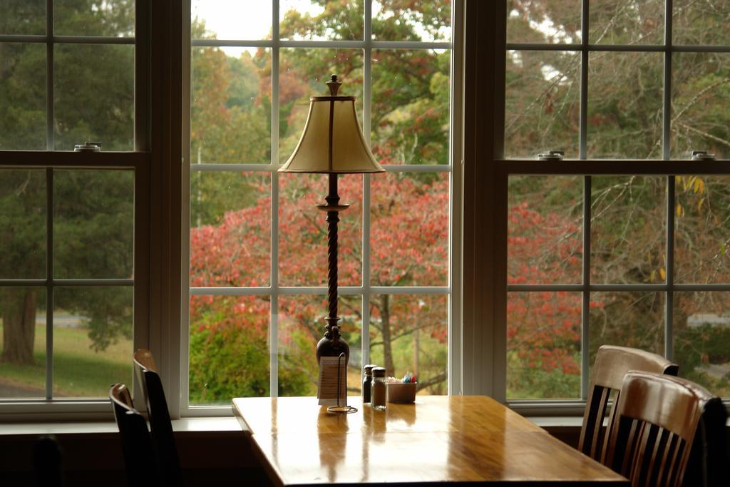 Acorn Hill Lodge And Spa Линчбърг Екстериор снимка