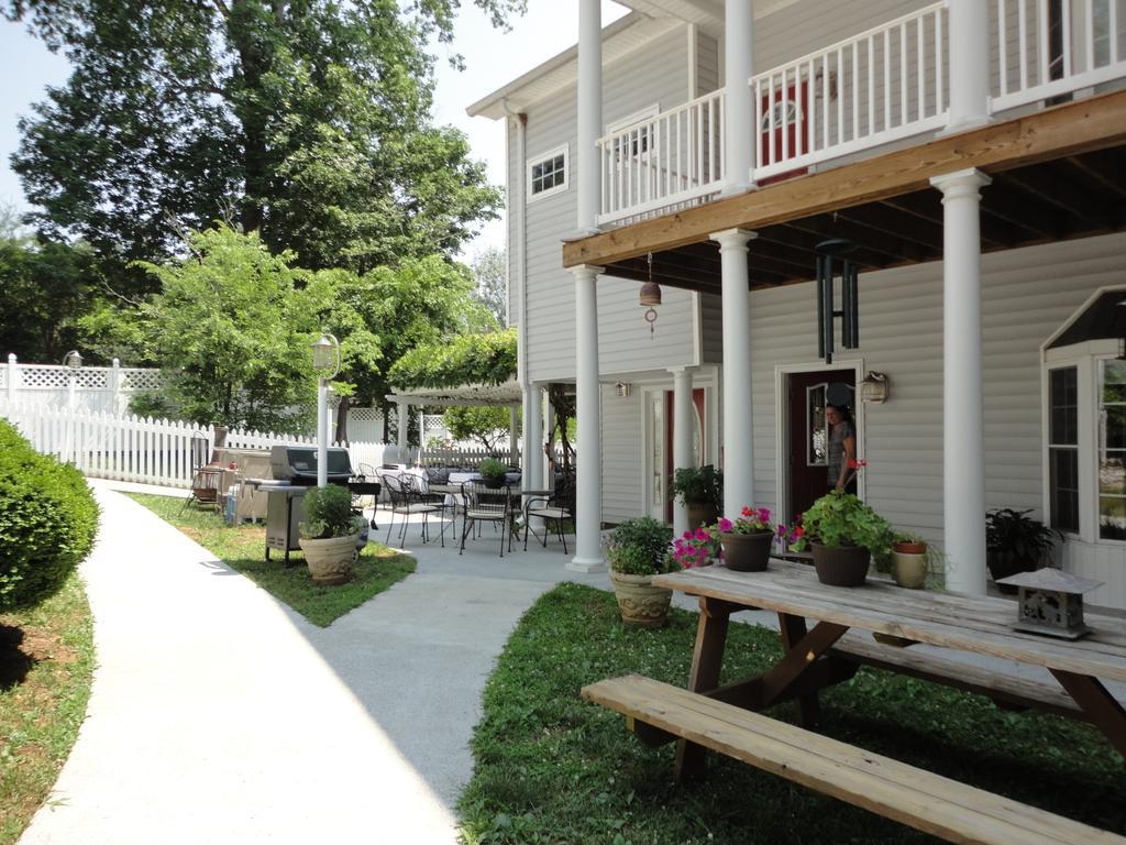 Acorn Hill Lodge And Spa Линчбърг Екстериор снимка